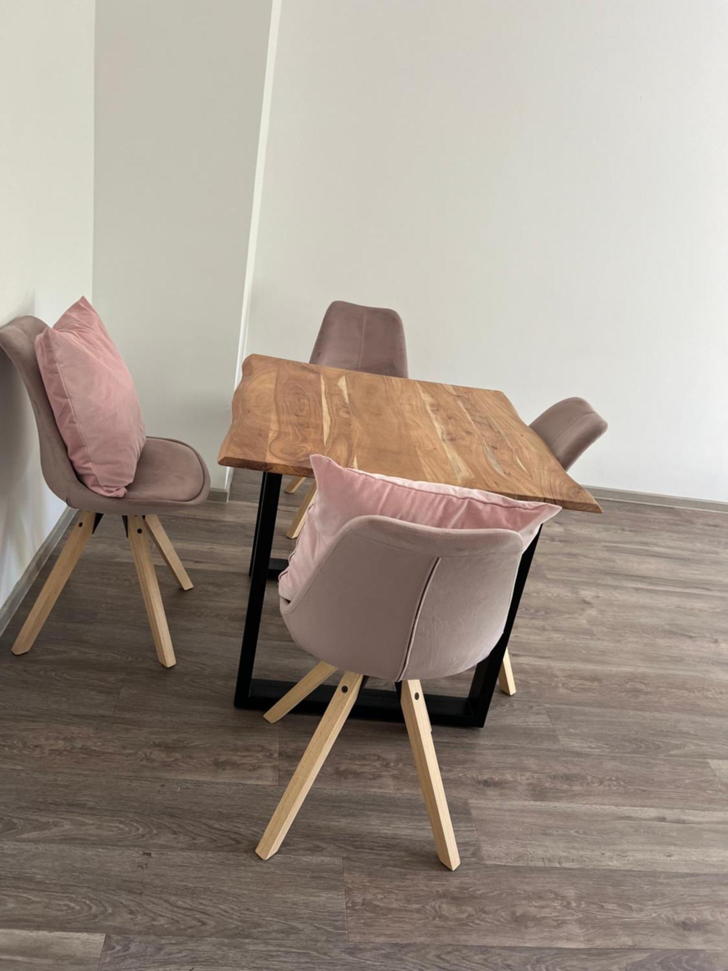Stock Apartment